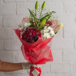 Lilly, Chrysanthemum & Gypso