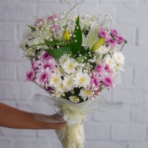 Gypso Chrysanthemum & Lilly