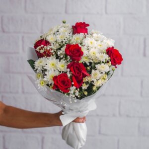 Roses Chrysanthemum & Gypso